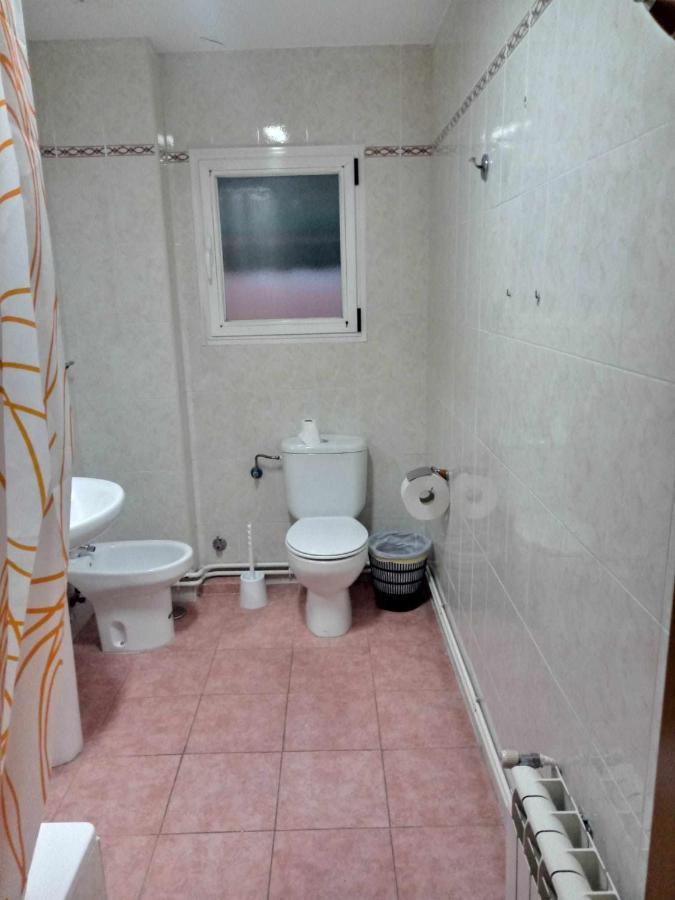 Residencia 12 Octubre Bed and breakfast