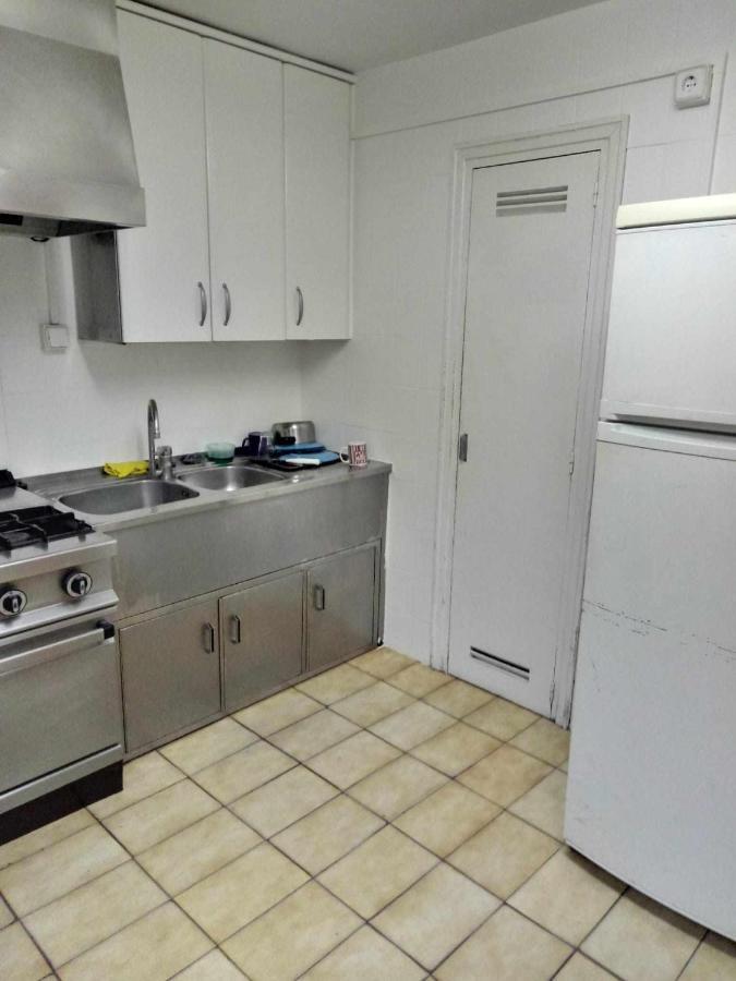 Residencia 12 Octubre Bed and breakfast