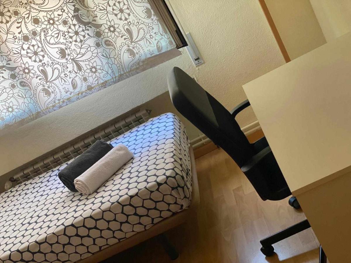 Residencia 12 Octubre Bed and breakfast *