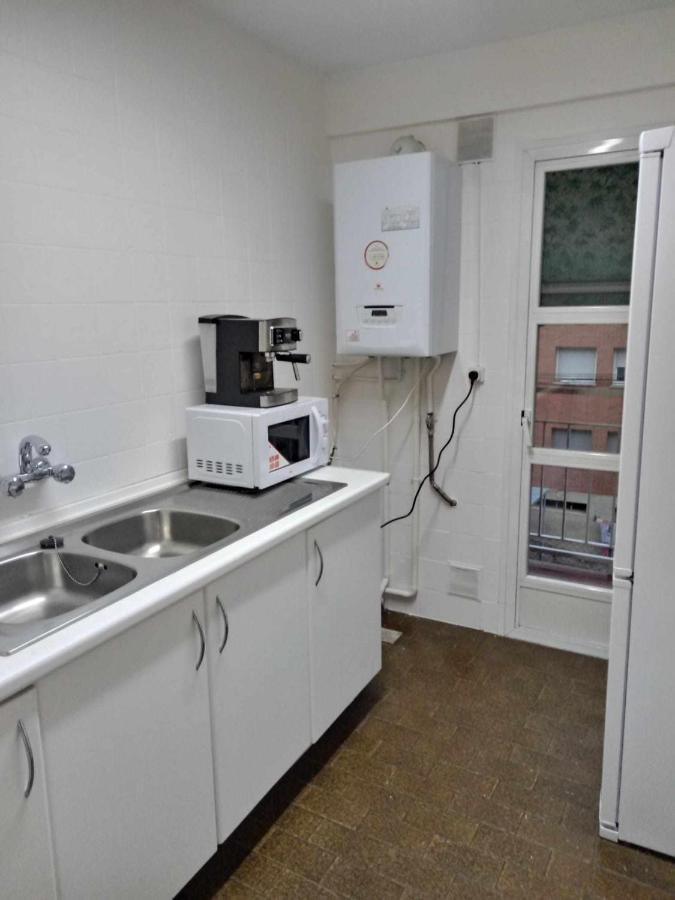 Residencia 12 Octubre Bed and breakfast