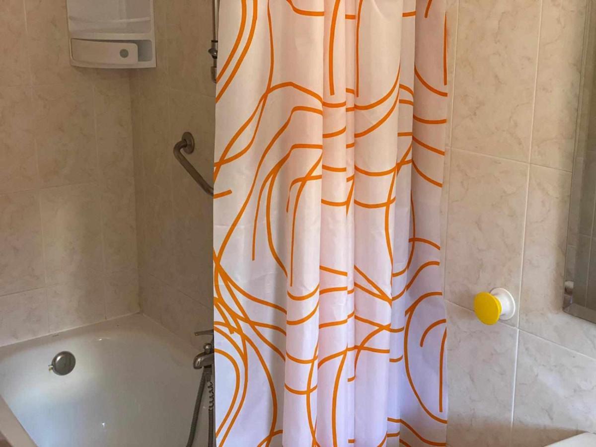 Residencia 12 Octubre Bed and breakfast